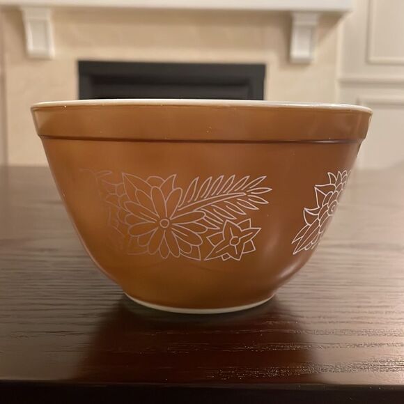 Pyrex 401 Bowl Vintage Brown Woodland Round Bowl 750mL Excellent Condition - Picture 2 of 5